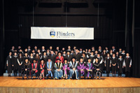 學院與澳洲Flinders University 合辦的學位銜接課程舉行畢業典禮